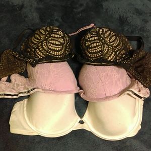 3 bras (Victoria's Secret/Vassarette)